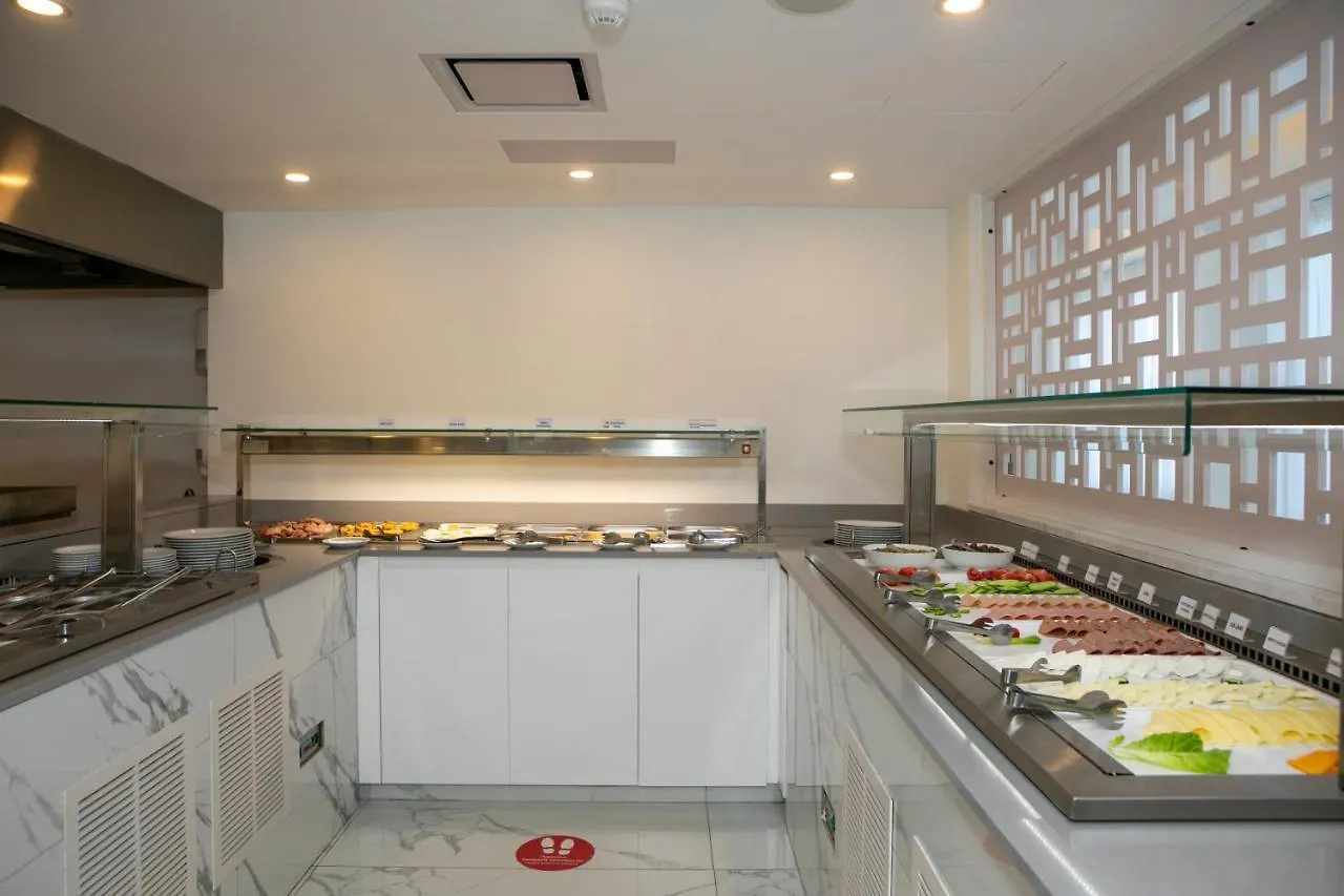 Best Western Plus Larco Hotel Λάρνακα 4*,