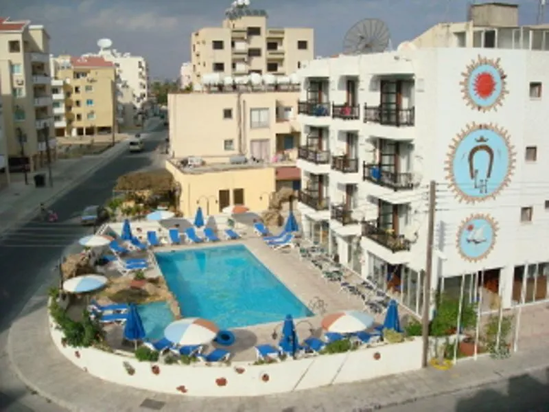 Best Western Plus Larco Hotel Larnaca 4*,
